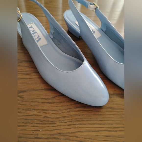 BFA Classics Women's Light Blue Slingback Heels 1.5" Man-made Materials 8.5M - Picture 7 of 8